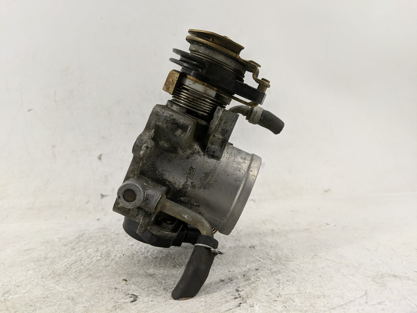 2003-2005 Honda Civic Throttle Body Fits Fits 2003 2004 2005 OEM Used Auto Parts - Oemusedautoparts1.com