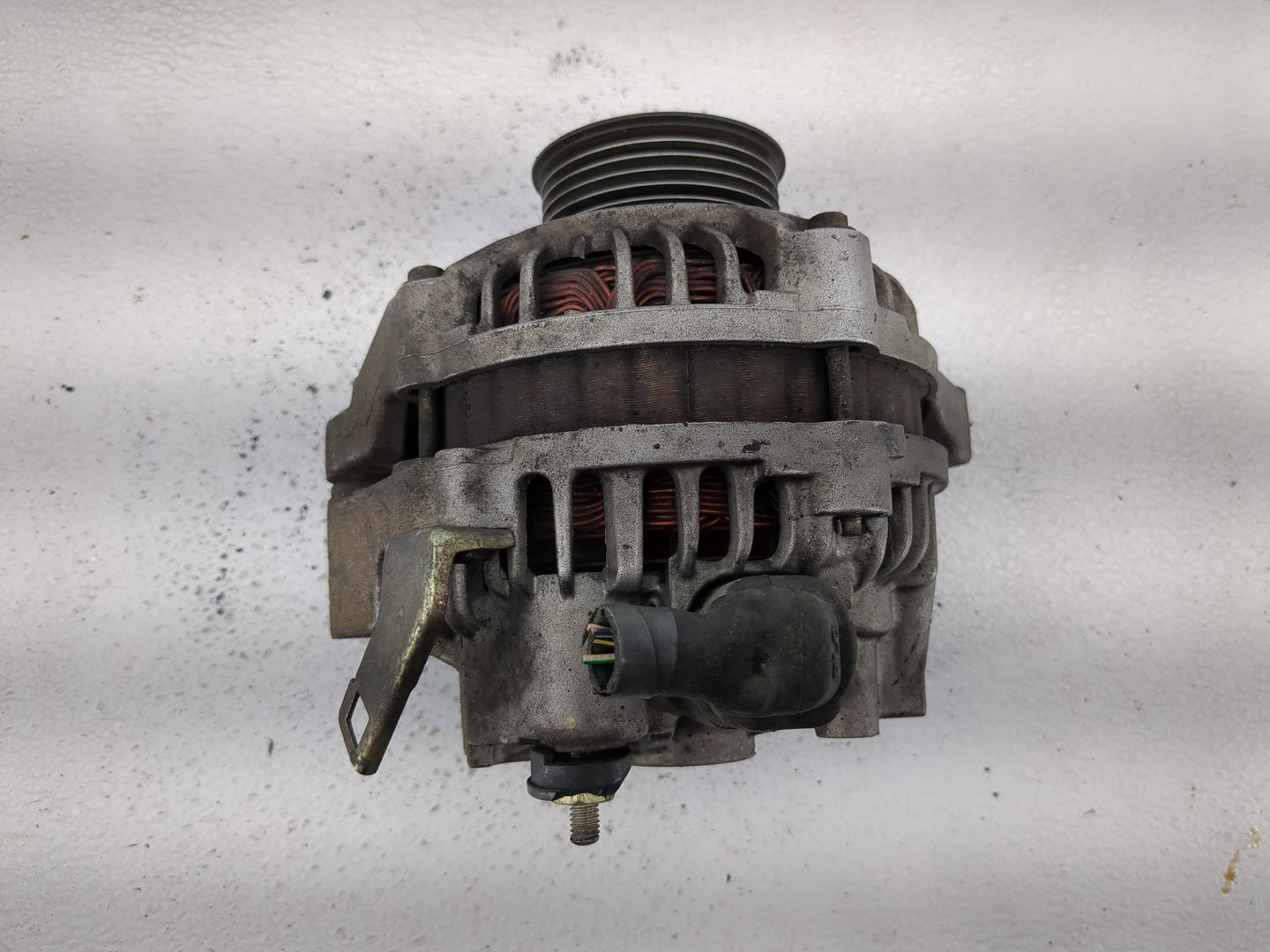 2001-2005 Honda Civic Alternator Replacement Generator Charging Assembly Engine OEM P/N:A5TA7091ZC Fits OEM Used Auto Parts 