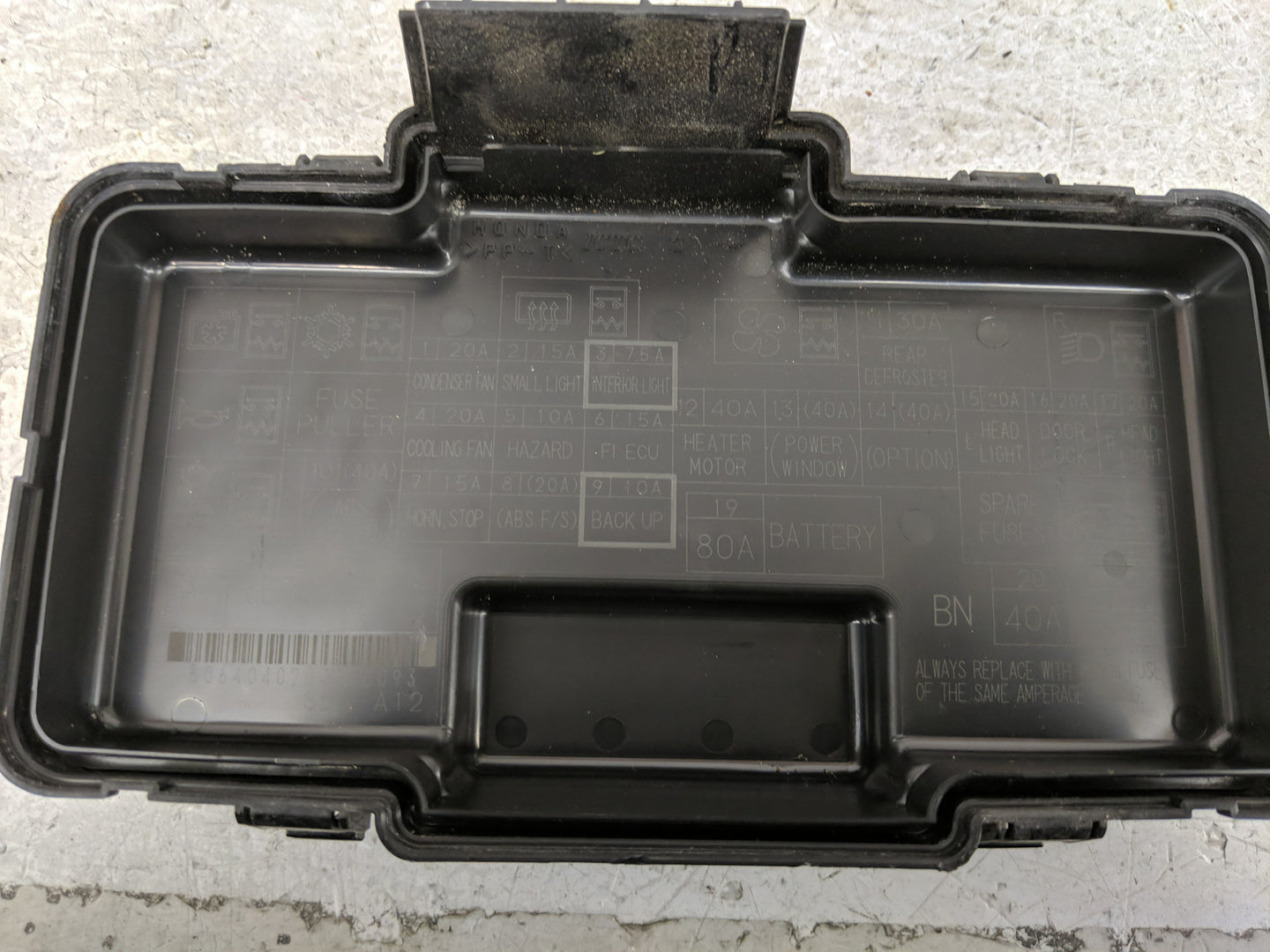 2001-2005 Honda Civic Fusebox Fuse Box Panel Relay Module Fits Fits 2001 2002 2003 2004 2005 OEM Used Auto Parts - Oemusedau