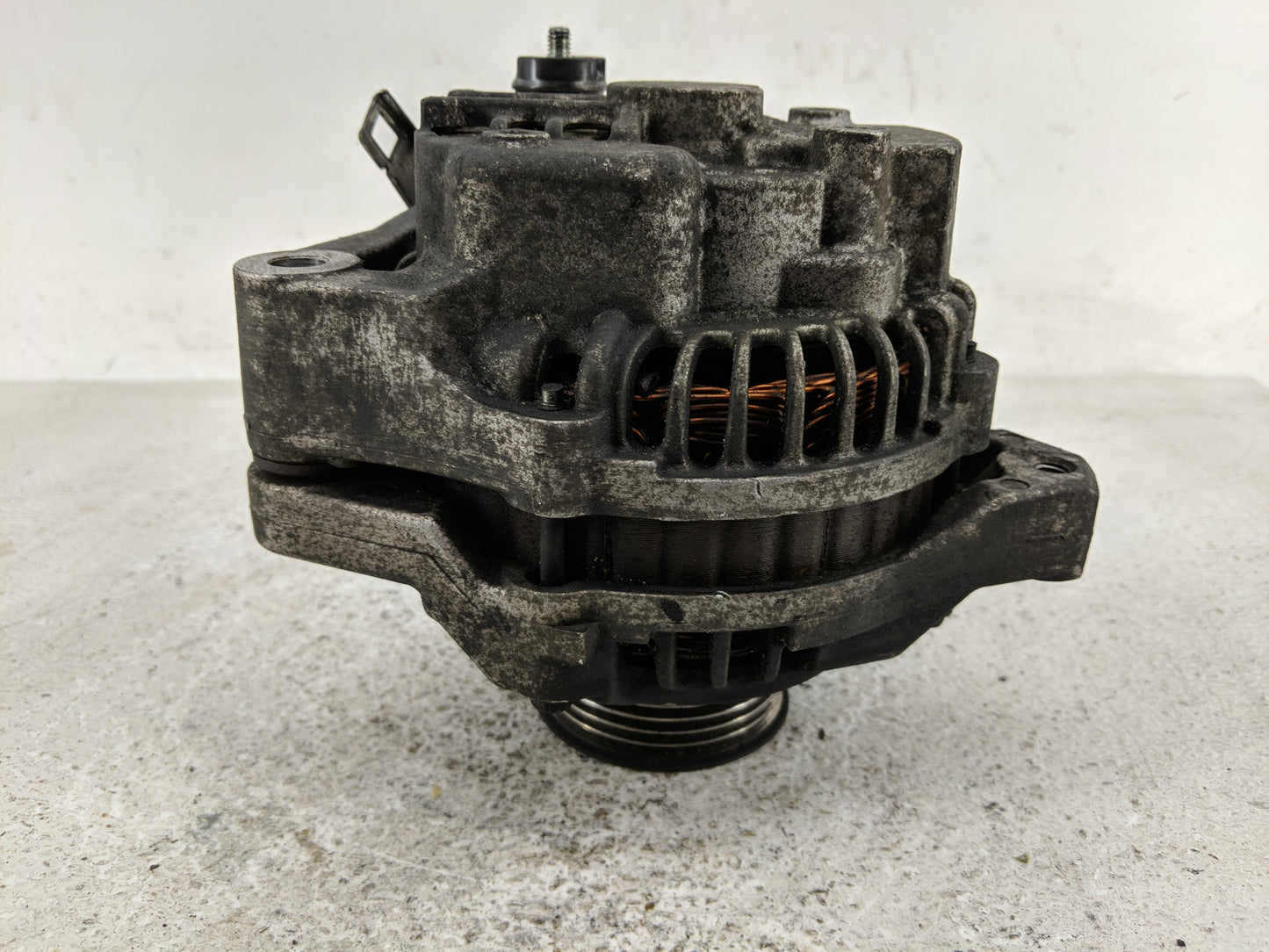 2001-2005 Honda Civic Alternator Replacement Generator Charging Assembly Engine OEM P/N:A5TA7091ZC Fits OEM Used Auto Parts 