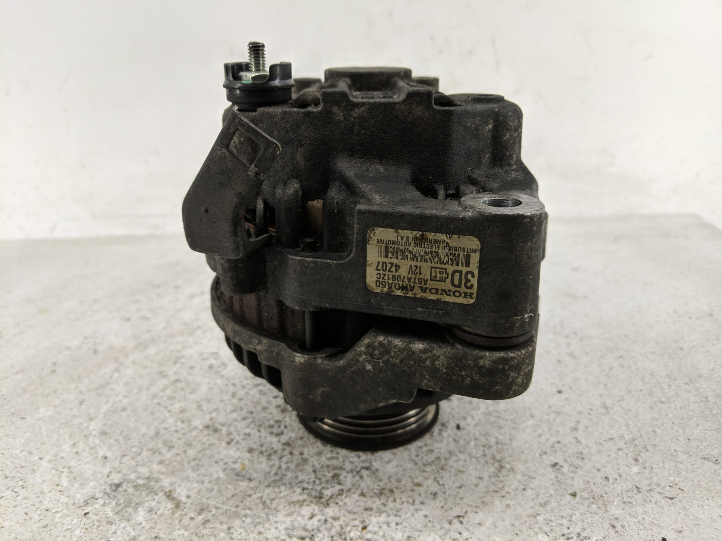 2001-2005 Honda Civic Alternator Replacement Generator Charging Assembly Engine OEM P/N:A5TA7091ZC Fits OEM Used Auto Parts 