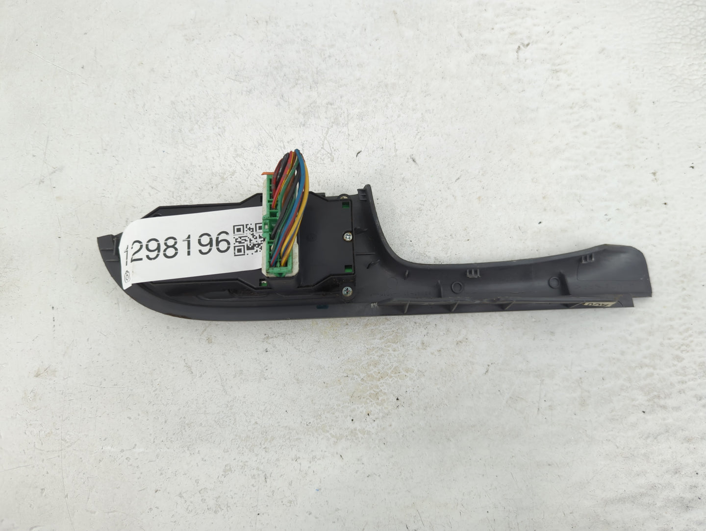 2001-2005 Honda Civic Master Power Window Switch Replacement Driver Side Left P/N:83593-S5AA-9010-M1 Fits OEM Used Auto Part