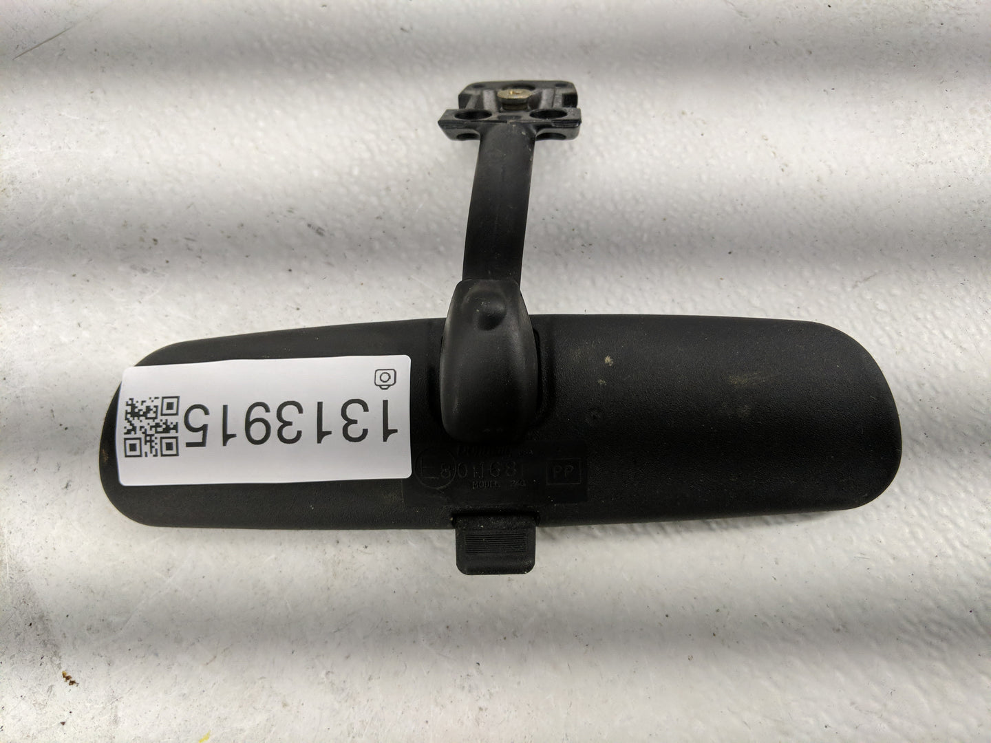 2004 Honda Civic Interior Rear View Mirror Replacement OEM P/N:E8011681 Fits OEM Used Auto Parts - Oemusedautoparts1.com