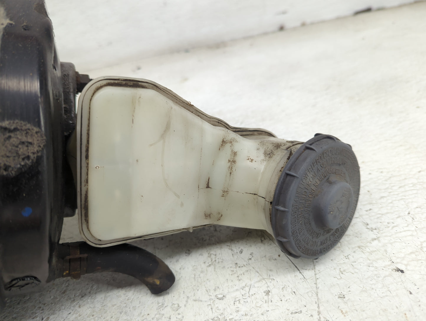 2001-2005 Honda Civic Power Brake Booster Oem - Oemusedautoparts1.com