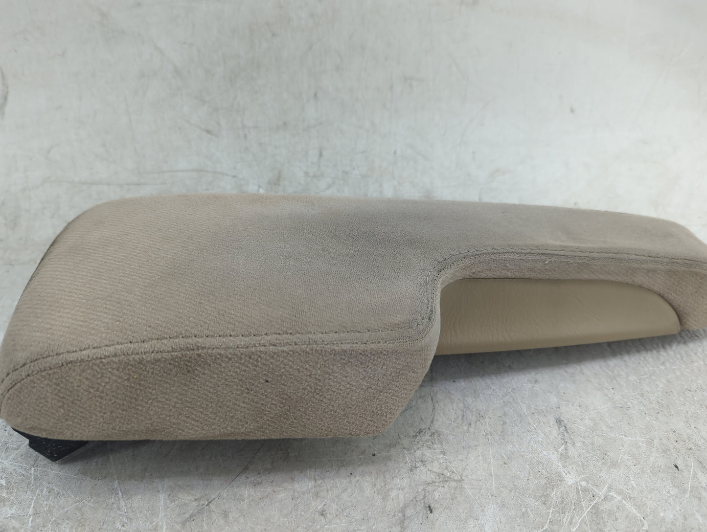 2004 Honda Civic Center Console Armrest Cover Lid Fits OEM Used Auto Parts - Oemusedautoparts1.com
