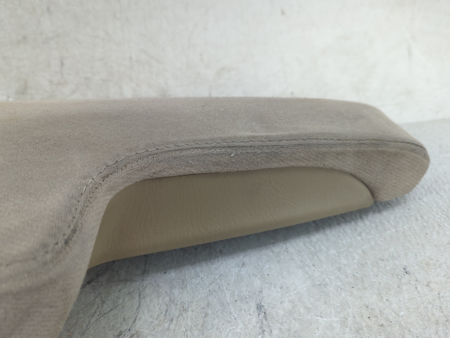 2004 Honda Civic Center Console Armrest Cover Lid Fits OEM Used Auto Parts - Oemusedautoparts1.com