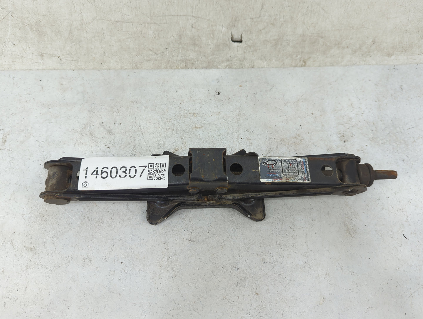 2004 Honda Civic Spare Scissor Car Jack - Oemusedautoparts1.com
