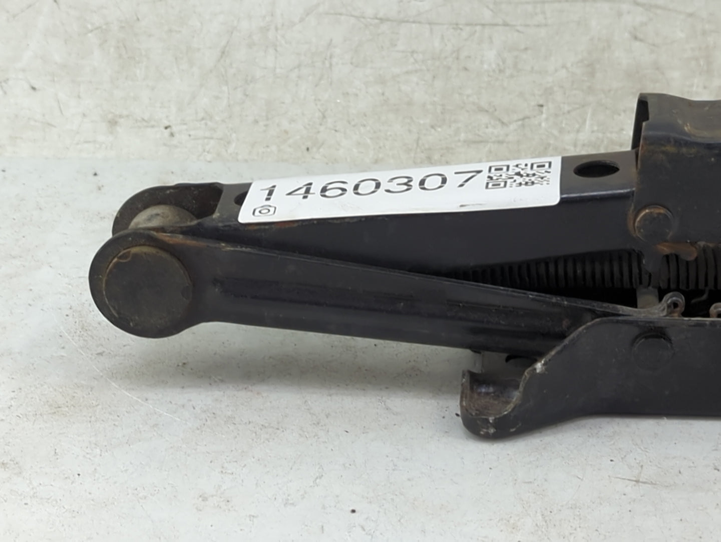 2004 Honda Civic Spare Scissor Car Jack - Oemusedautoparts1.com