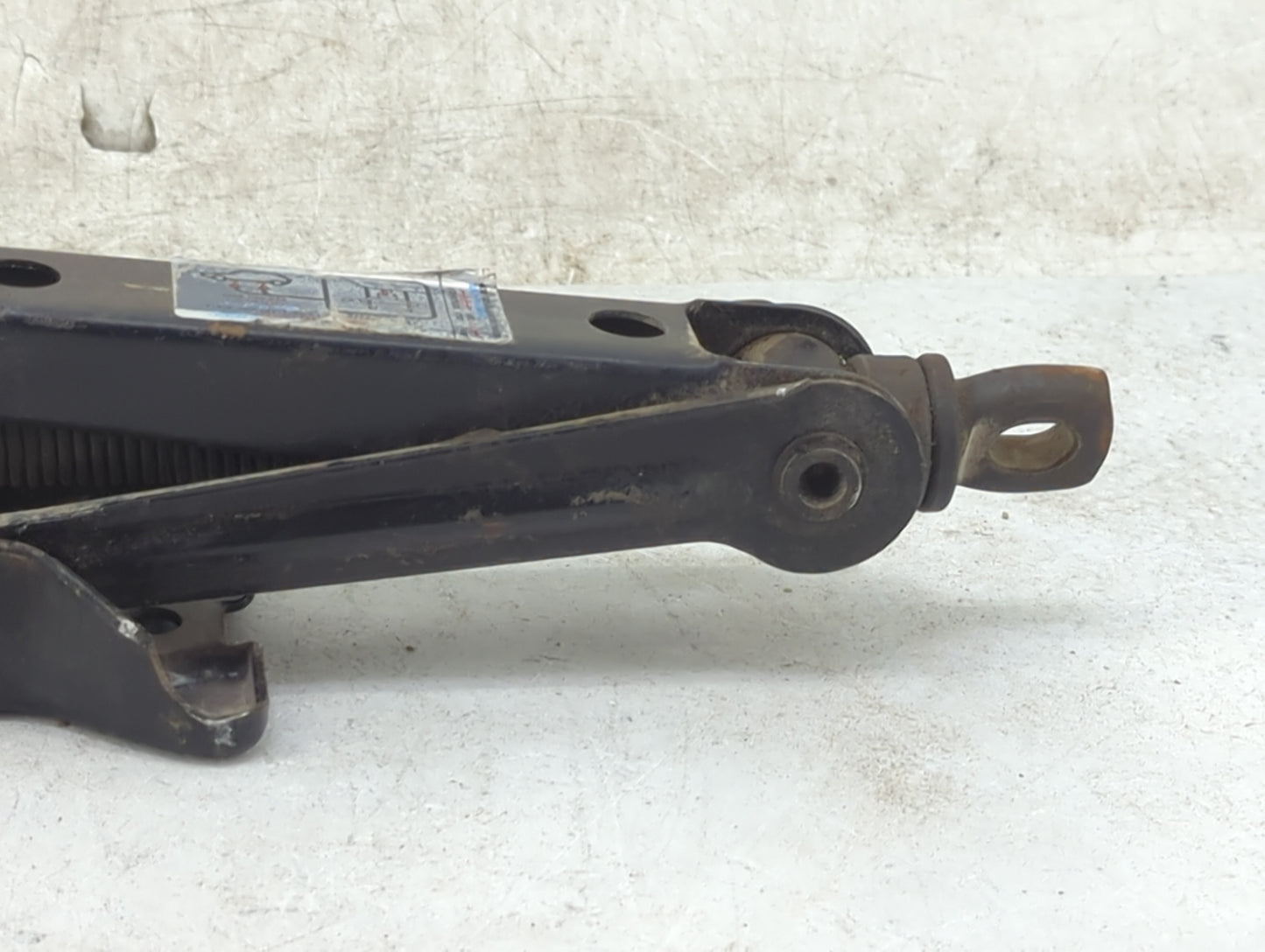 2004 Honda Civic Spare Scissor Car Jack - Oemusedautoparts1.com