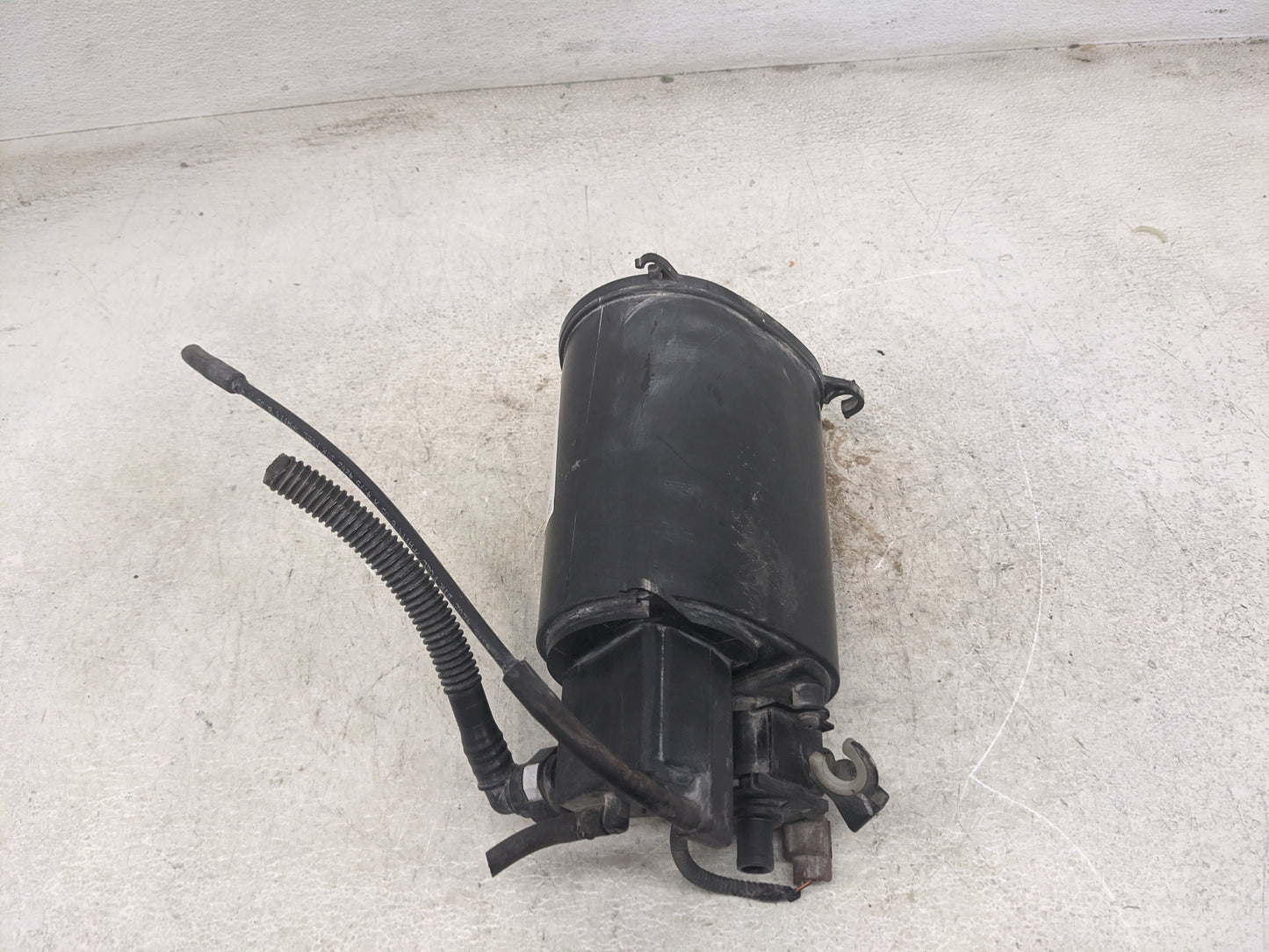 2004 Honda Civic Fuel Vapor Charcoal Canister 1462494 - Oemusedautoparts1.com