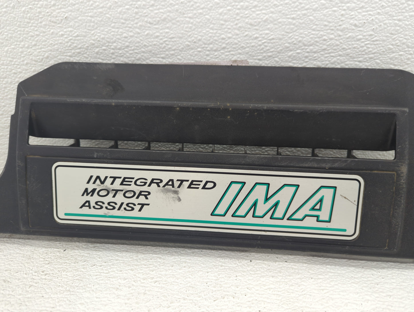 2004 Honda Civic Engine Cover - Oemusedautoparts1.com