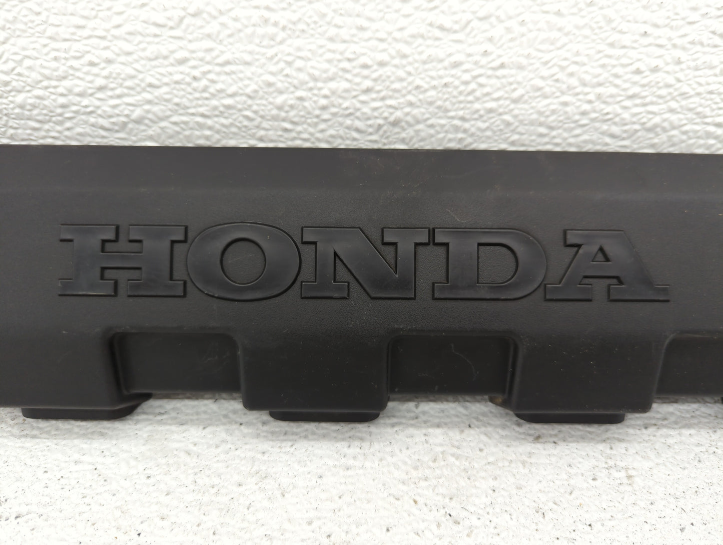 2004 Honda Civic Engine Cover - Oemusedautoparts1.com