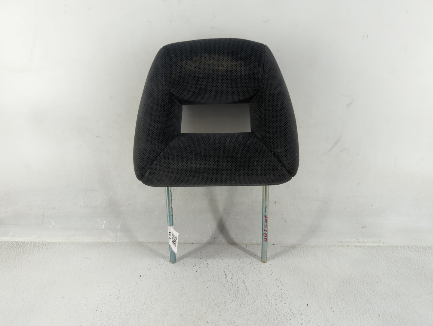 2001-2005 Honda Civic Headrest Head Rest Front Driver Passenger Seat Fits Fits 2001 2002 2003 2004 2005 OEM Used Auto Parts 