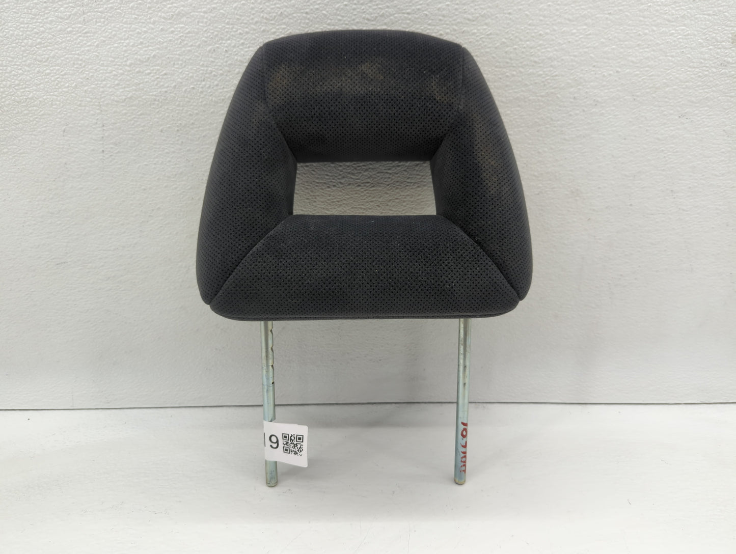 2001-2005 Honda Civic Headrest Head Rest Front Driver Passenger Seat Fits Fits 2001 2002 2003 2004 2005 OEM Used Auto Parts 
