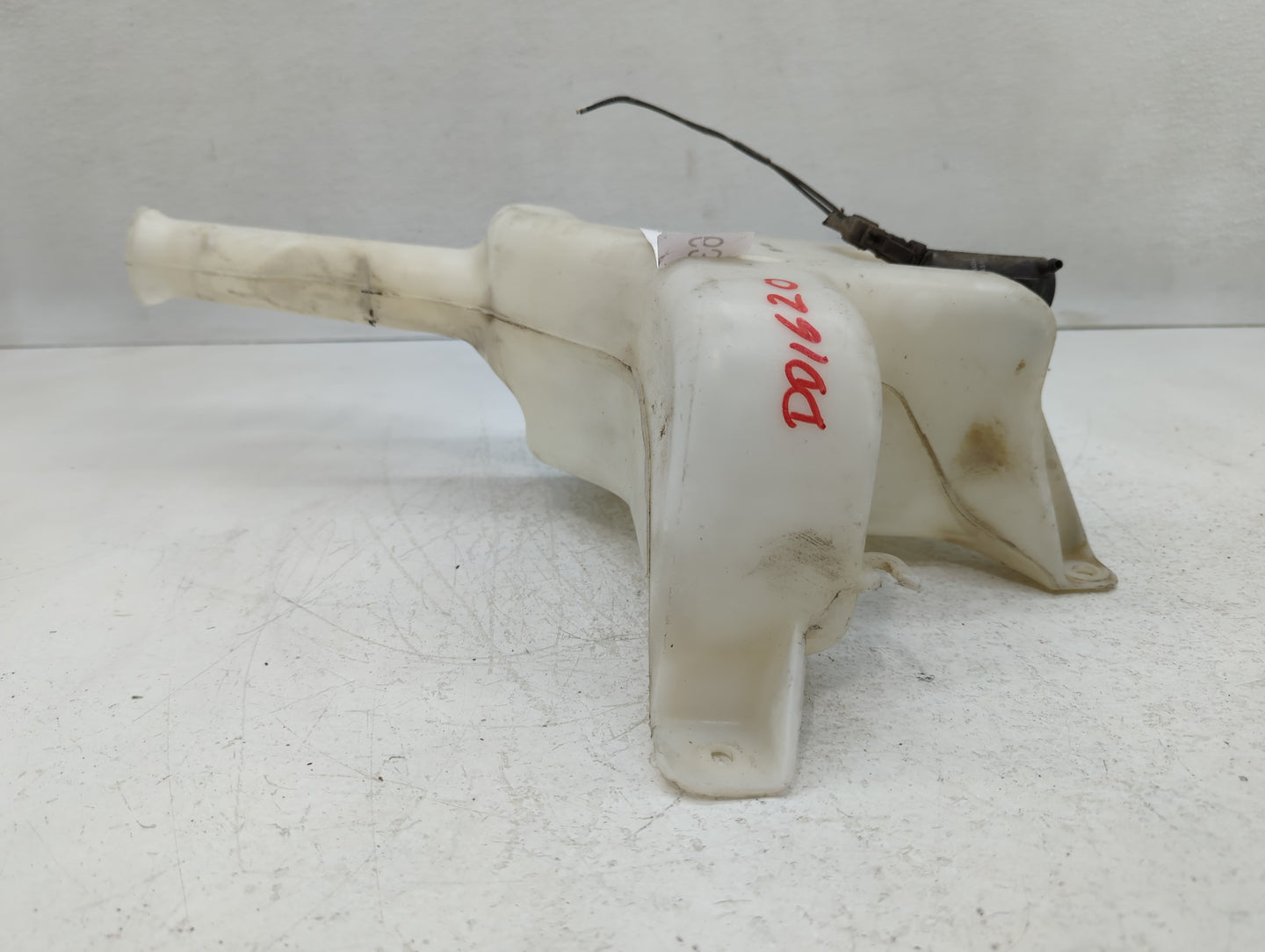 2004-2005 Honda Civic Windshield Washer Fluid Reservoir Bottle Oem - Oemusedautoparts1.com