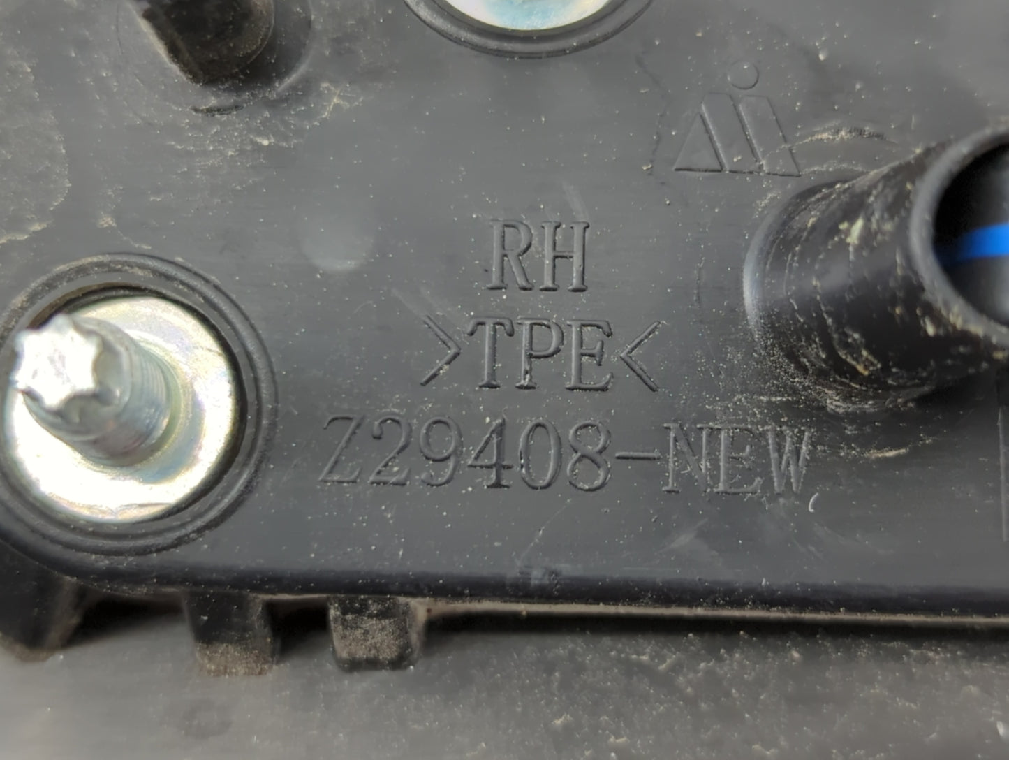 2001-2005 Honda Civic Side Mirror Replacement Passenger Right View Door Mirror P/N:E4022925 Z29408 Fits OEM Used Auto Parts 