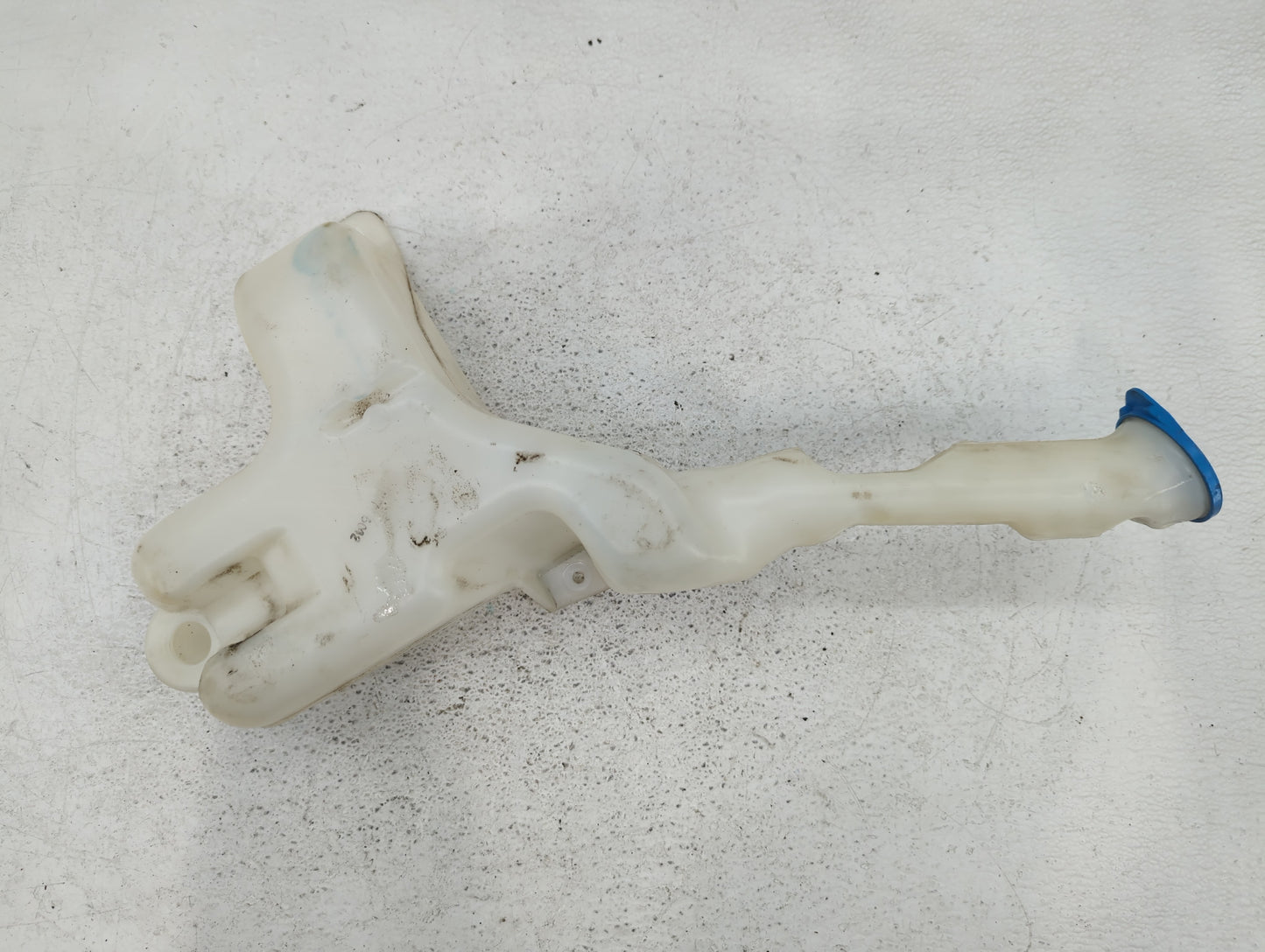 2004-2005 Honda Civic Windshield Washer Fluid Reservoir Bottle Oem - Oemusedautoparts1.com