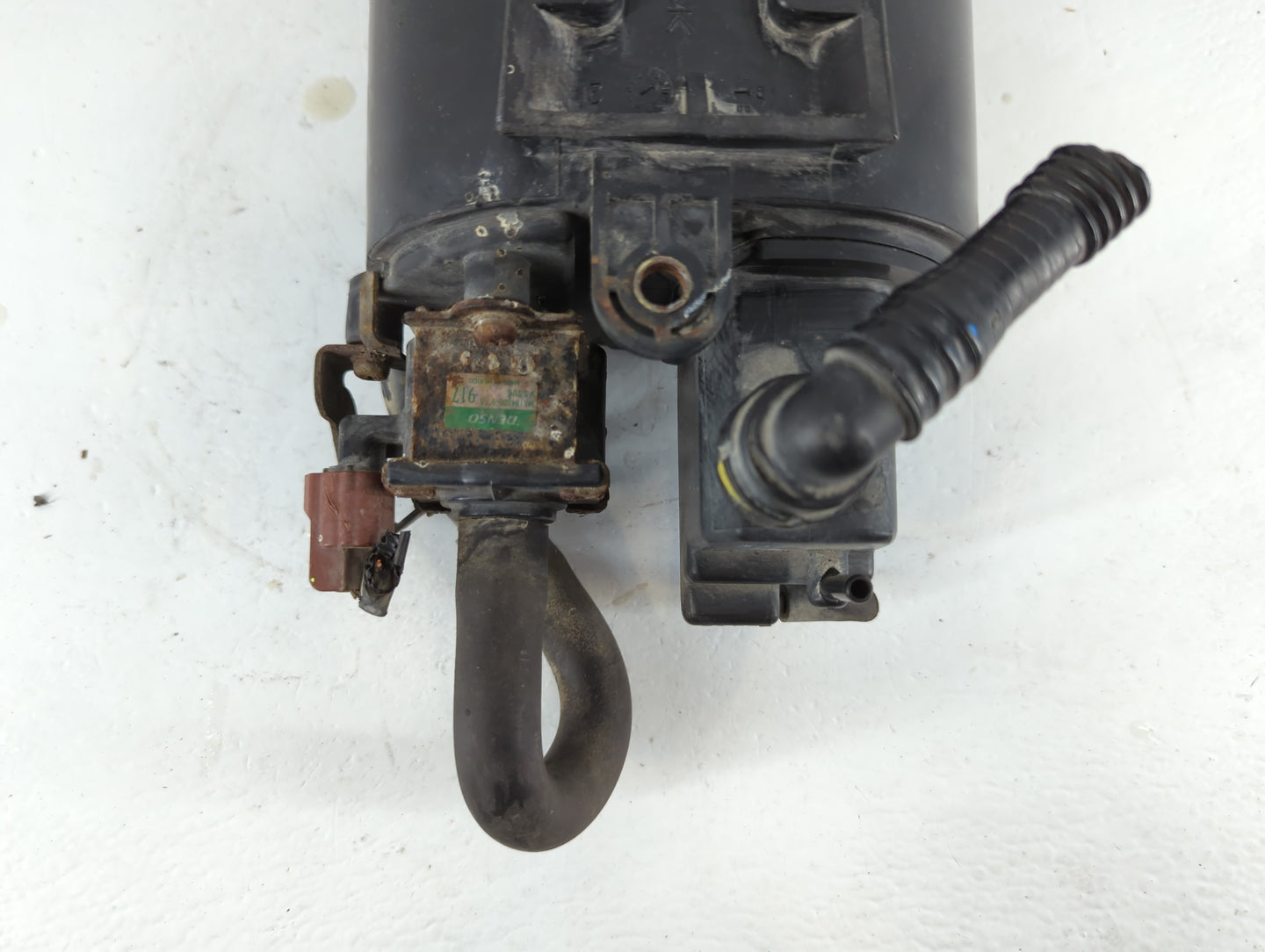 2004 Honda Civic Fuel Vapor Charcoal Canister 757614 - Oemusedautoparts1.com