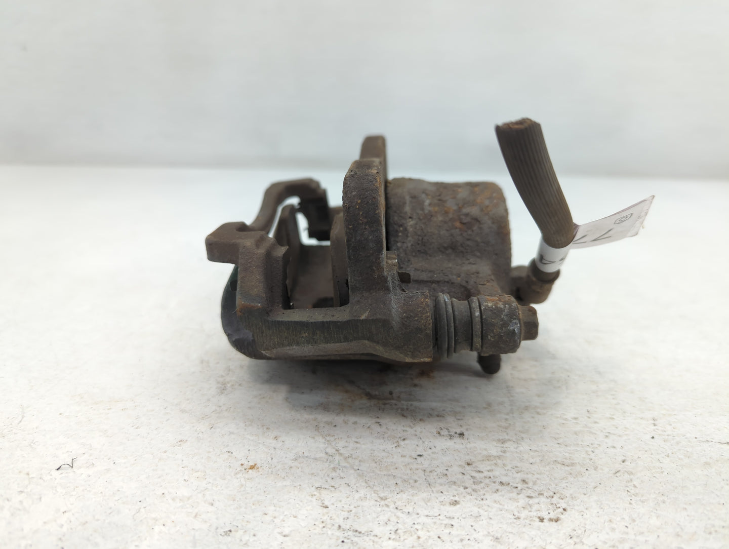 2001-2005 Honda Civic Front Driver Left Brake Caliper - Oemusedautoparts1.com