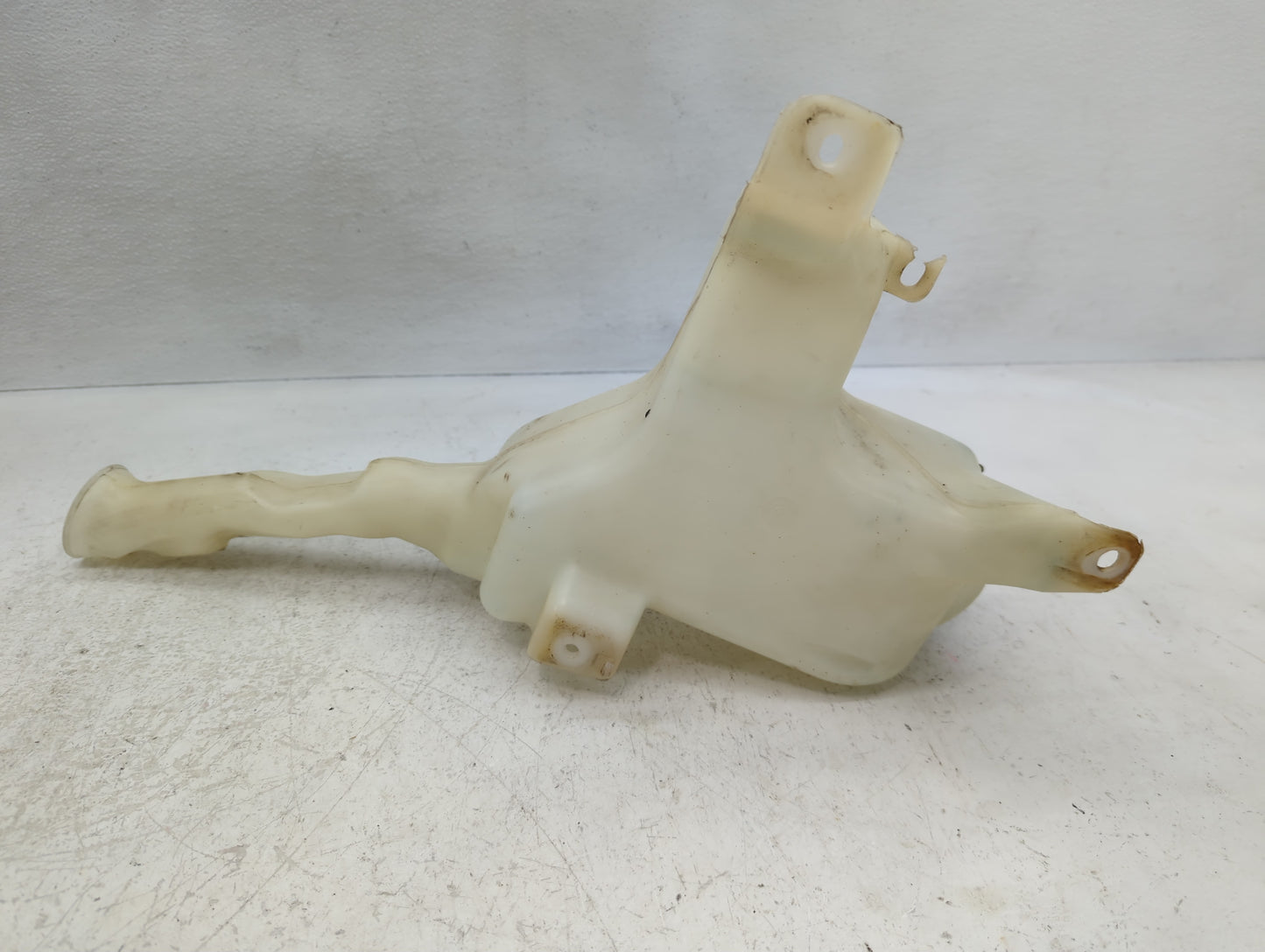 2004-2005 Honda Civic Windshield Washer Fluid Reservoir Bottle Oem - Oemusedautoparts1.com
