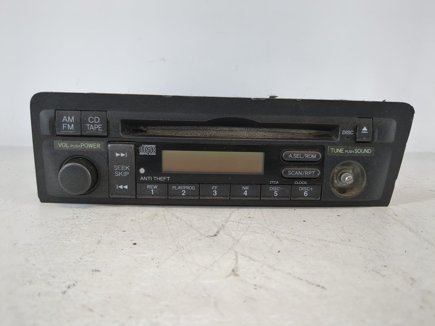 2004-2005 Honda Civic Radio AM FM Cd Player Receiver Replacement P/N:39101-S5A-A210-M1 Fits Fits 2004 2005 OEM Used Auto Par
