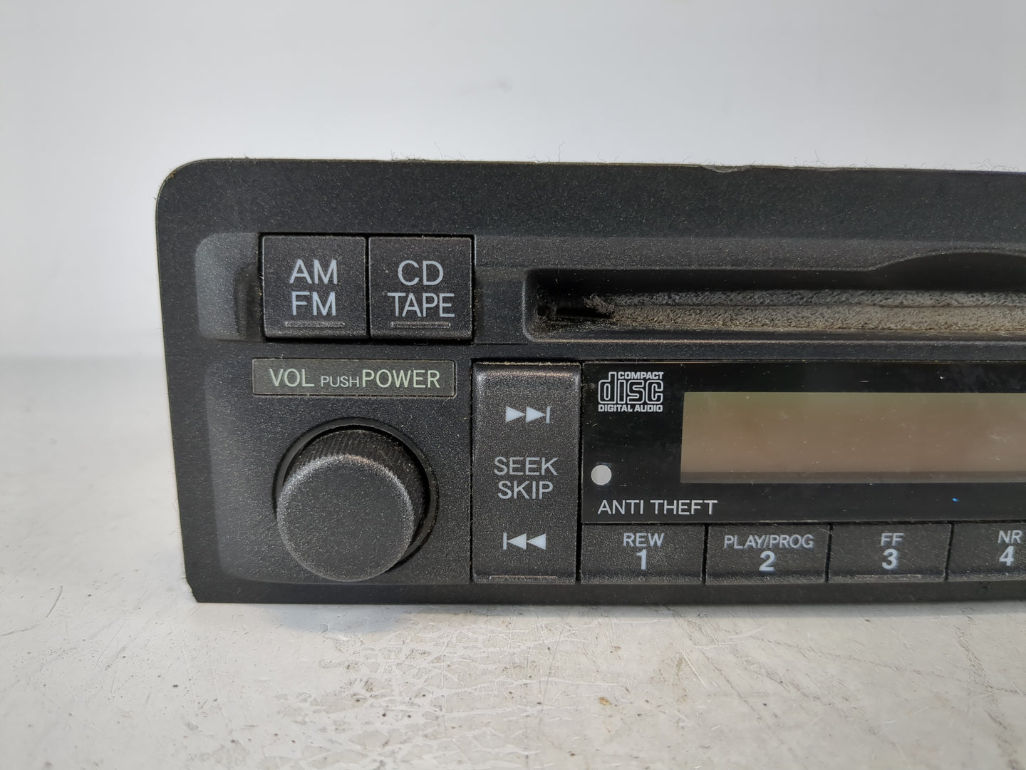 2004-2005 Honda Civic Radio AM FM Cd Player Receiver Replacement P/N:39101-S5A-A210-M1 Fits Fits 2004 2005 OEM Used Auto Par