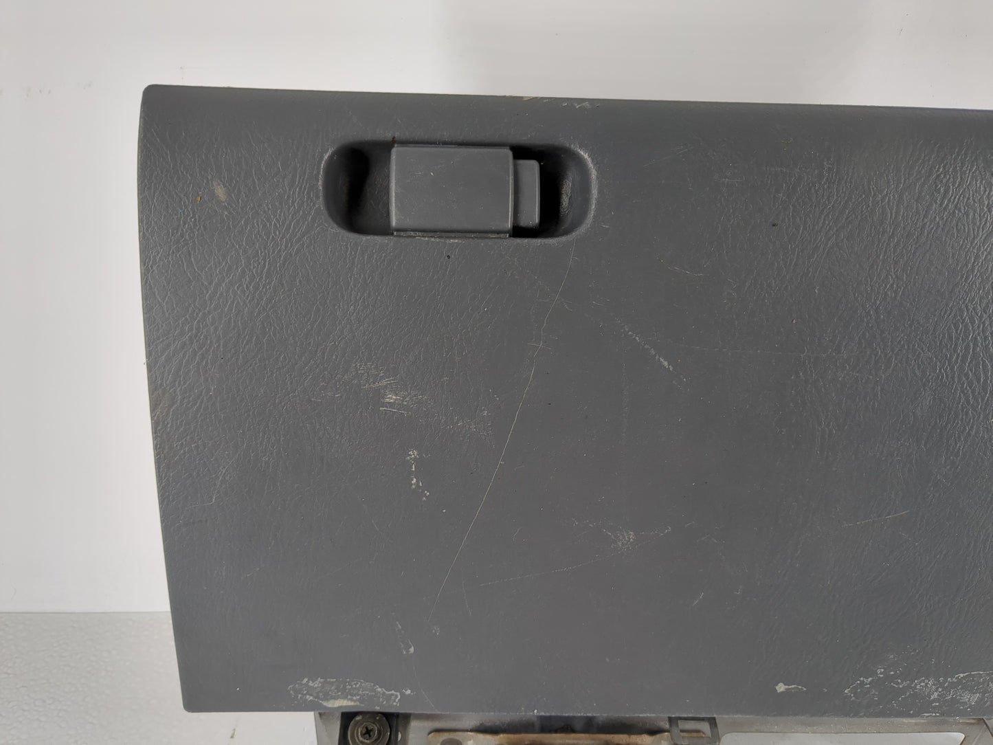 2004 Honda Civic Passenger Glove Box Door Storage Compartment 956362 - Oemusedautoparts1.com
