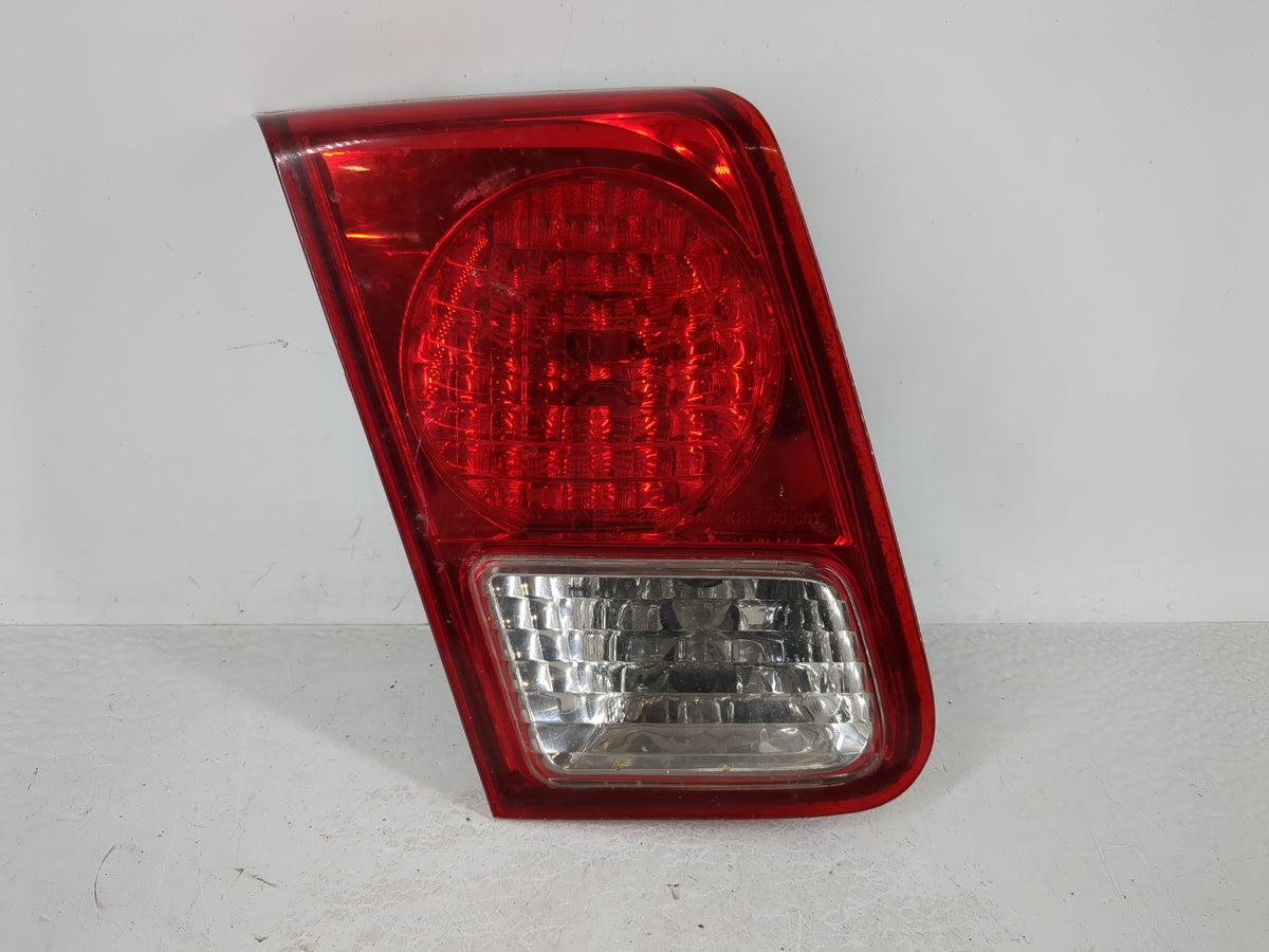2003-2005 Honda Civic Driver Left Side Deck Lid Mounted Tail Light 992810 - Oemusedautoparts1.com