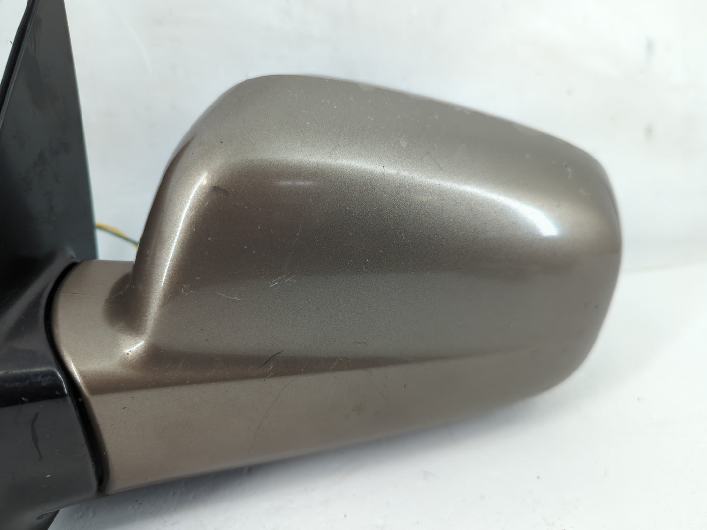 2002-2006 Honda Cr-v Driver Left Side View Manual Door Mirror - Oemusedautoparts1.com