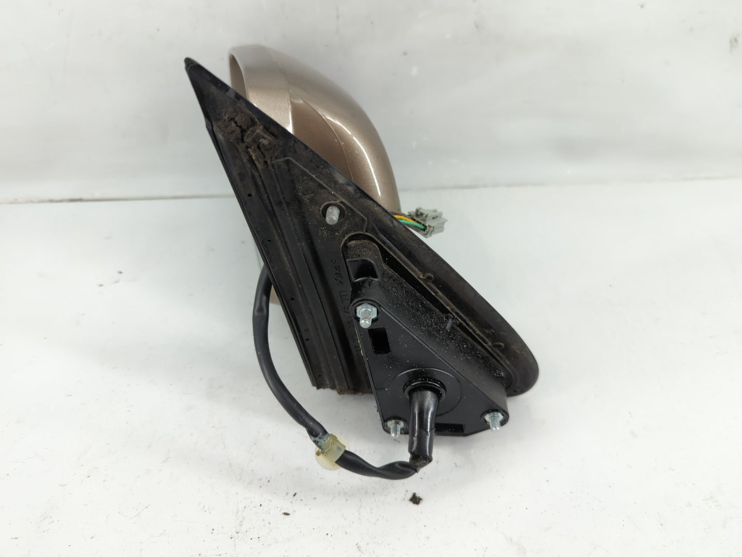 2002-2006 Honda Cr-v Driver Left Side View Manual Door Mirror - Oemusedautoparts1.com
