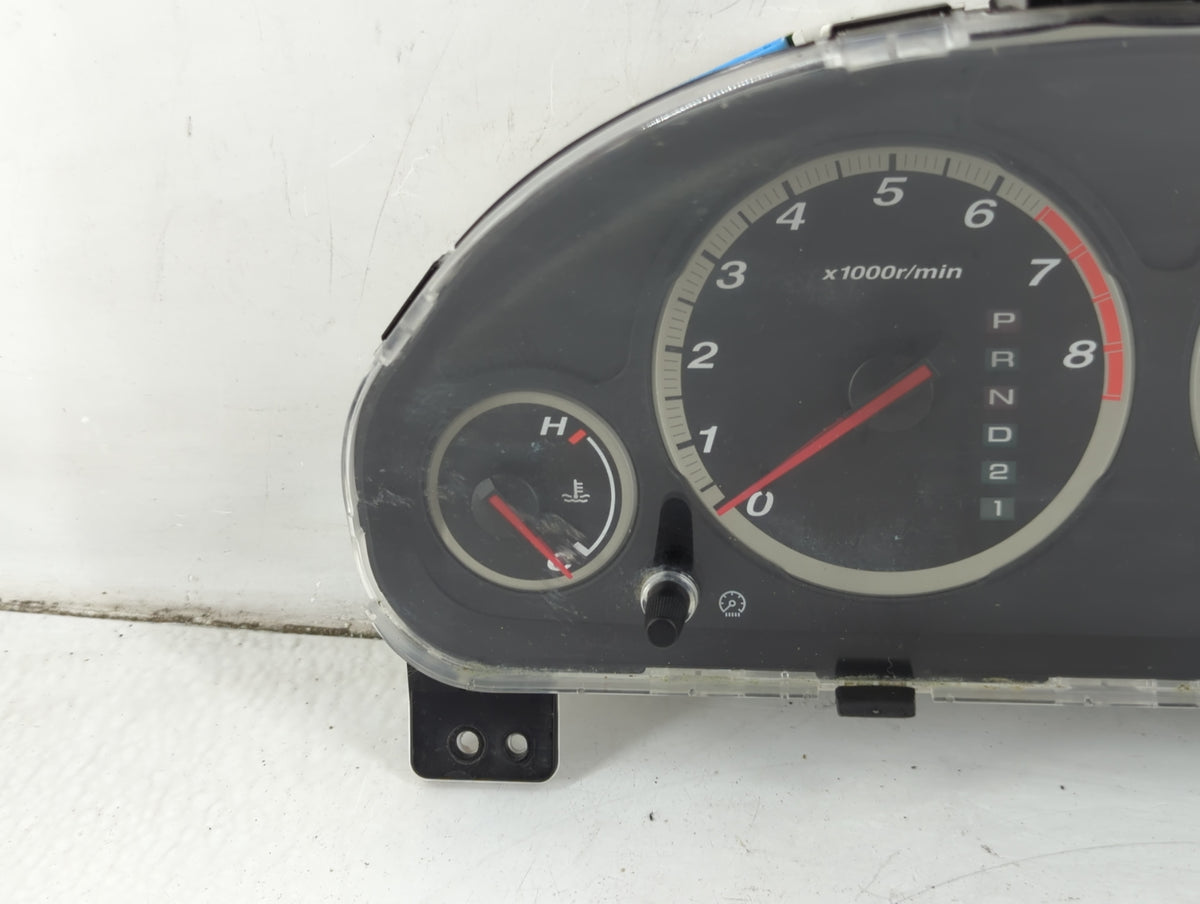 2004 Honda Cr-V Instrument Cluster Speedometer Gauges P/N:78100-S9A-A722 Miles:198K Fits OEM Used Auto Parts - Oemusedautopa