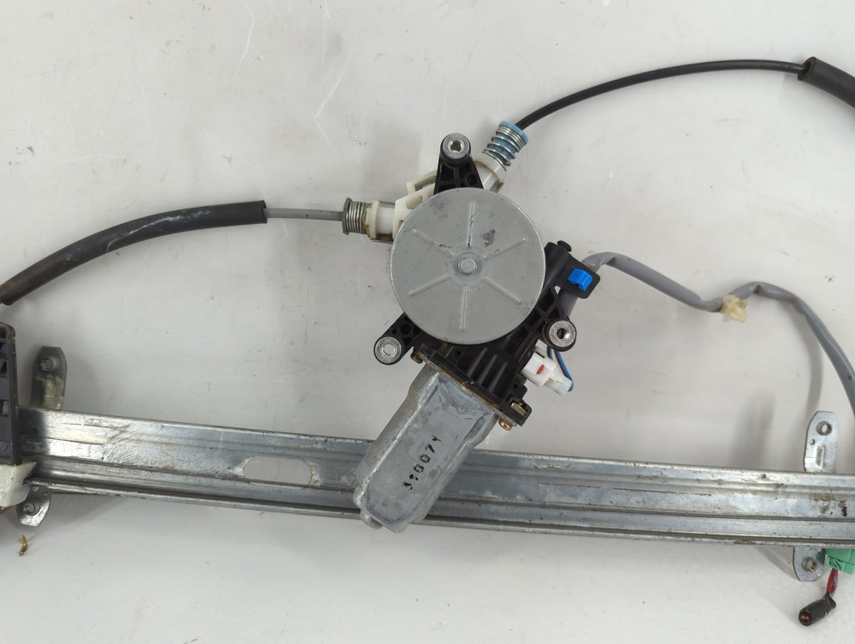 2002-2006 Honda Cr-v Used Window Regulator Passenger Front - Oemusedautoparts1.com