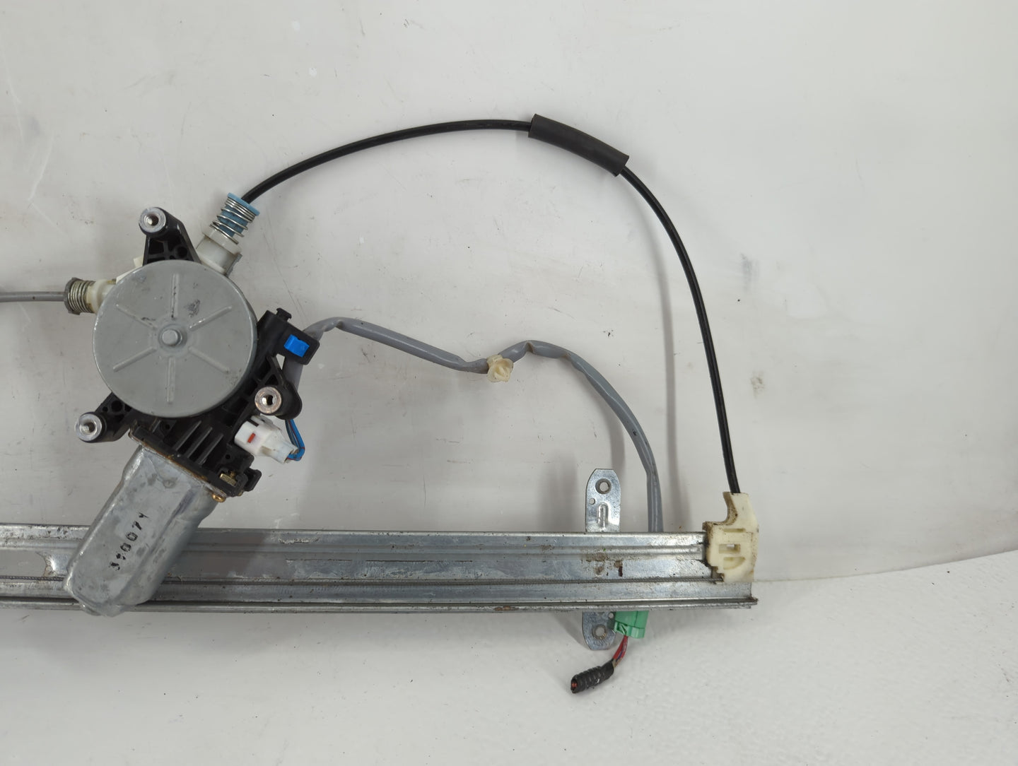 2002-2006 Honda Cr-v Used Window Regulator Passenger Front - Oemusedautoparts1.com