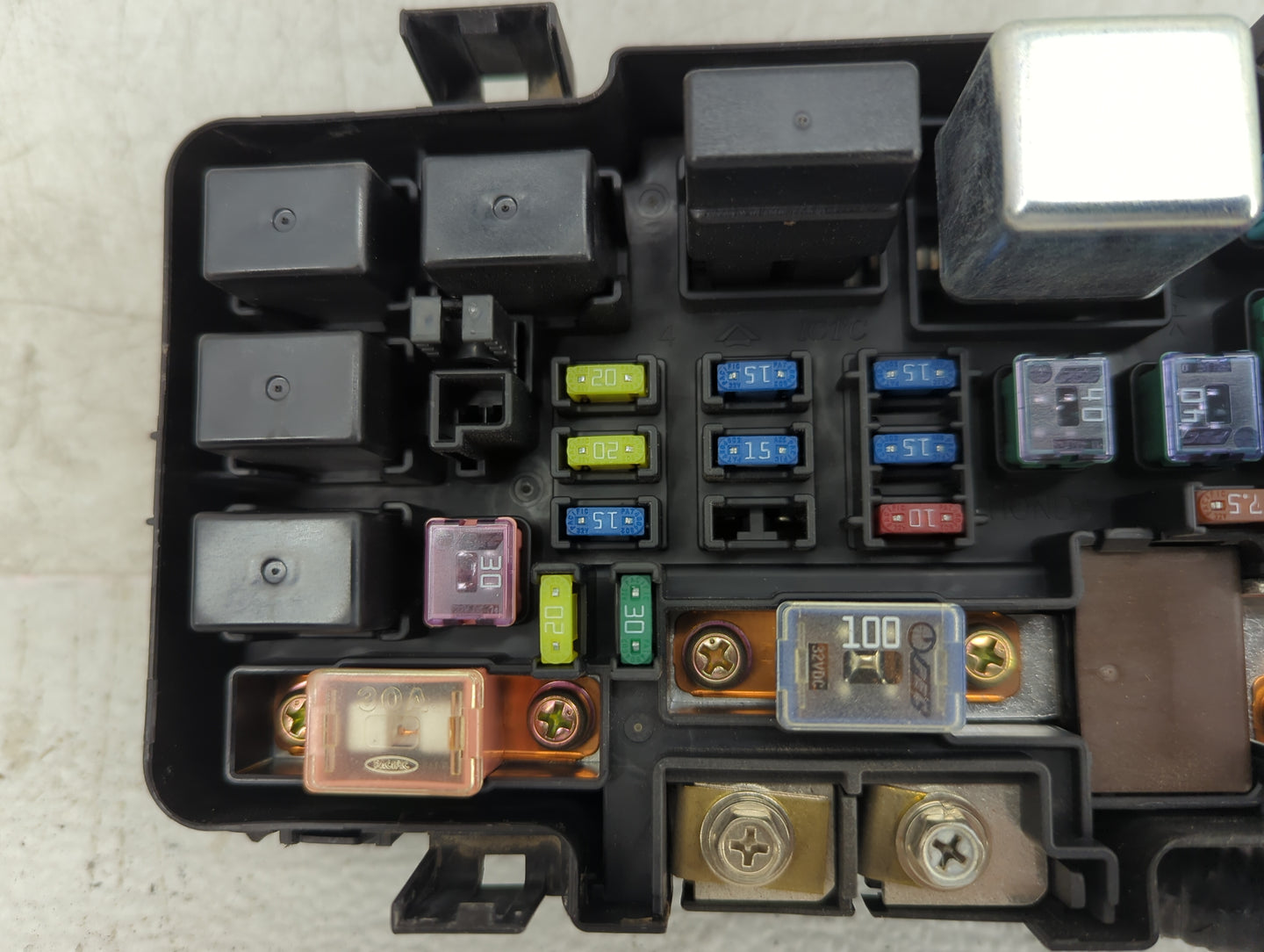 2002-2004 Honda Cr-V Fusebox Fuse Box Panel Relay Module Fits Fits 2002 2003 2004 OEM Used Auto Parts - Oemusedautoparts1.co