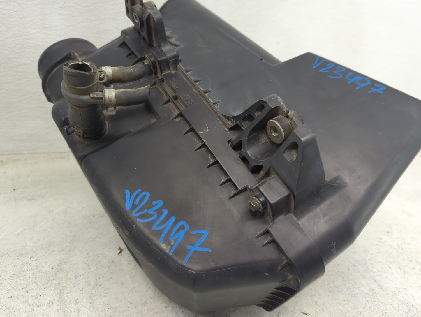 2002-2006 Honda Cr-v Air Cleaner Intake-duct Hose Tube - Oemusedautoparts1.com
