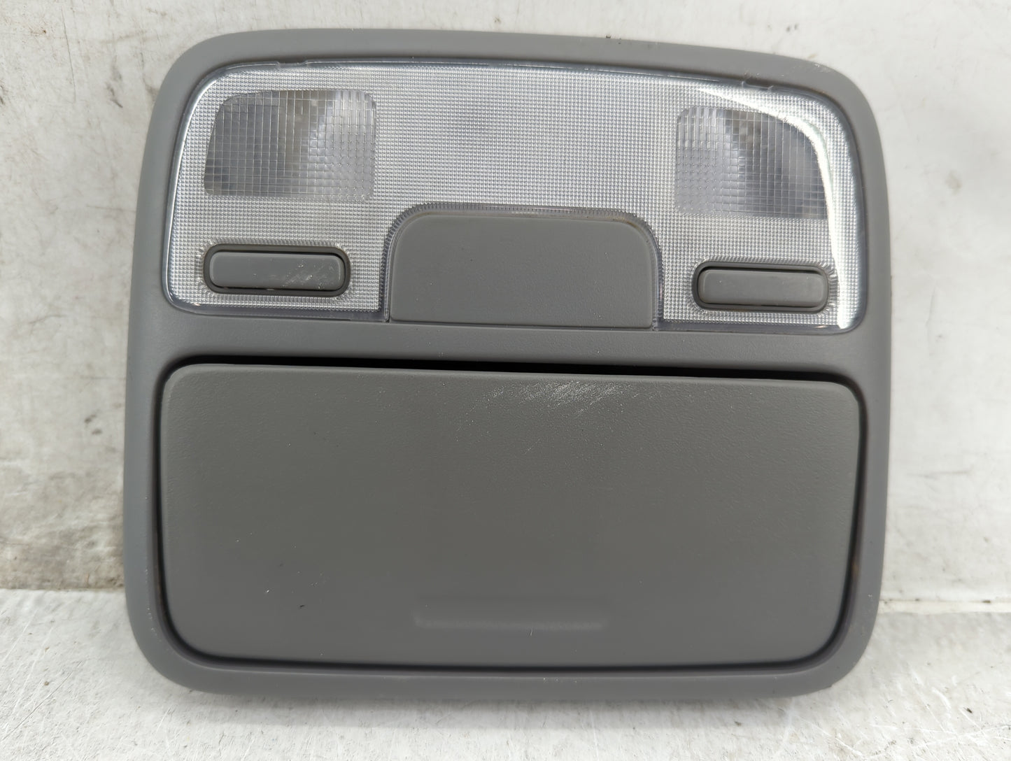 2004 Honda Cr-v Overhead Roof Console - Oemusedautoparts1.com