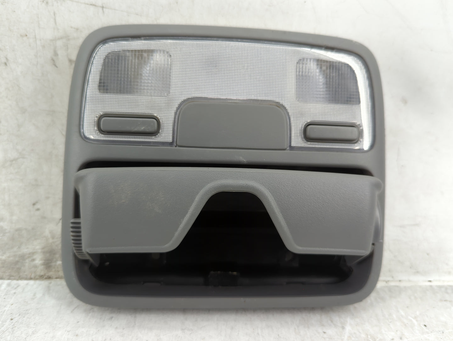 2004 Honda Cr-v Overhead Roof Console - Oemusedautoparts1.com