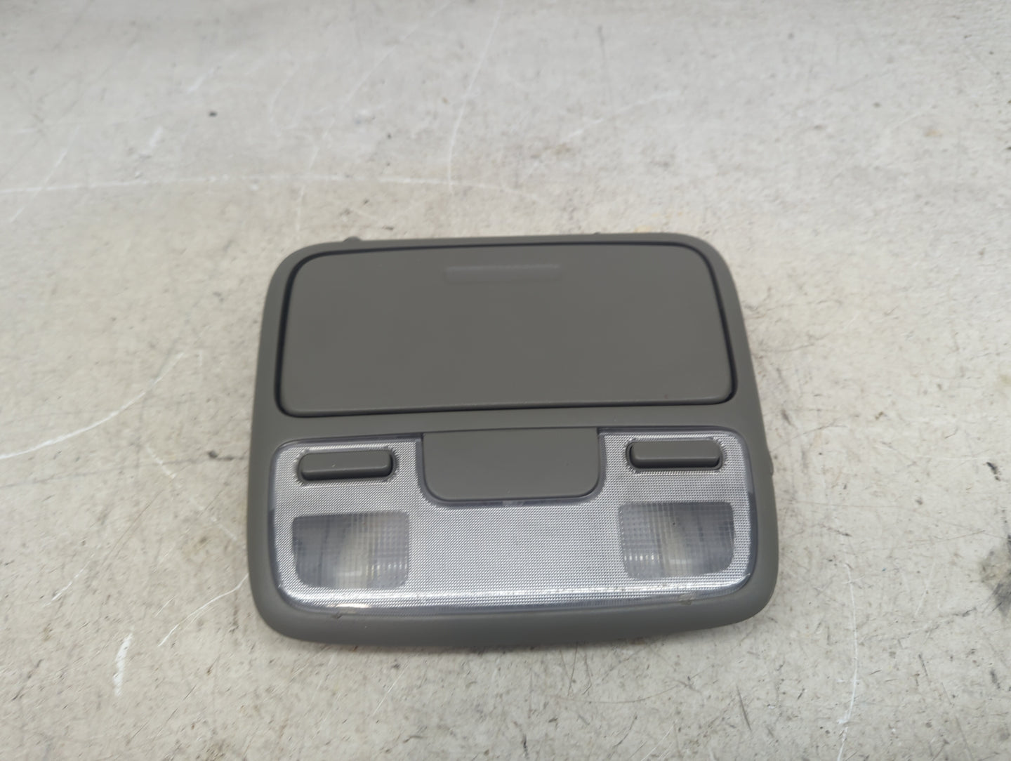 2004 Honda Cr-v Overhead Roof Console Gray - Oemusedautoparts1.com