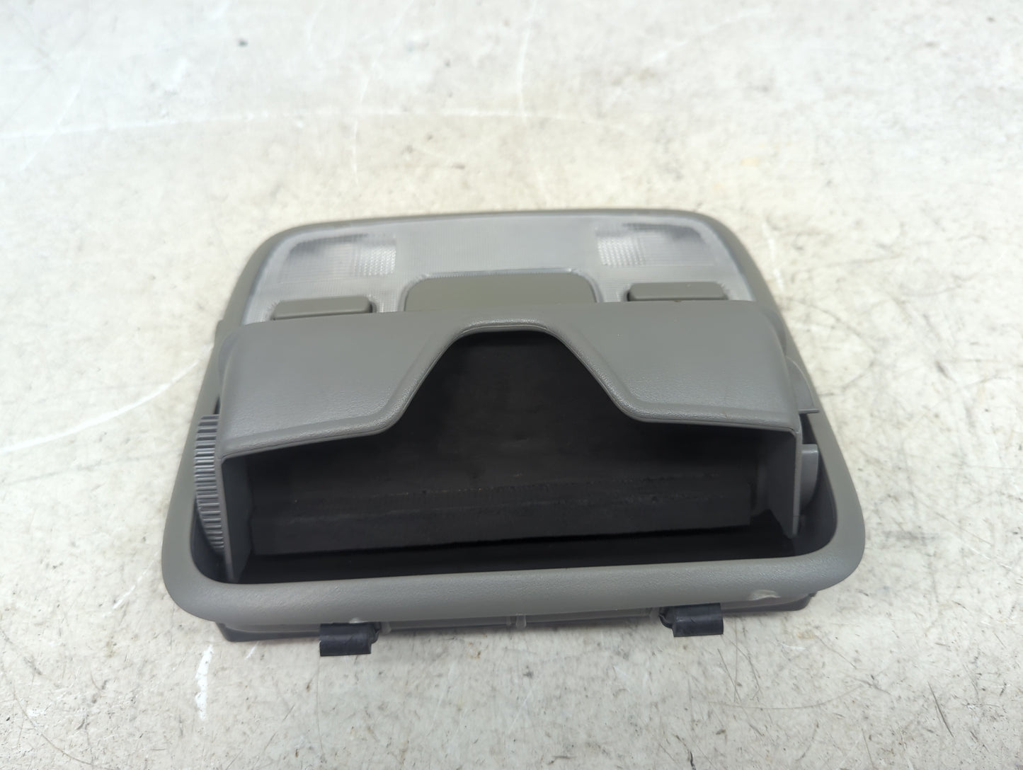 2004 Honda Cr-v Overhead Roof Console Gray - Oemusedautoparts1.com