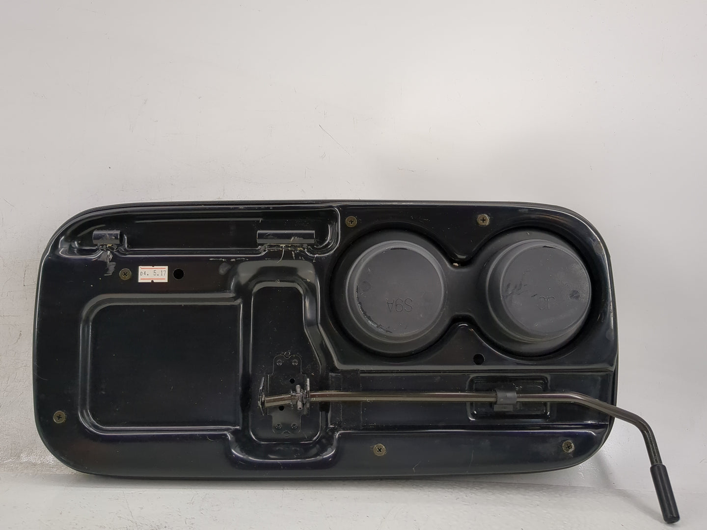 2002-2006 Honda Cr-V Center Console Armrest Cover Lid Fits Fits 2002 2003 2004 2005 2006 OEM Used Auto Parts - Oemusedautopa