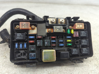 compare product 2004 Honda Element Fusebox Fuse Box Panel Relay Module P/N:G8HL-H71 G4R-H22 Fits OEM Used Auto Parts
