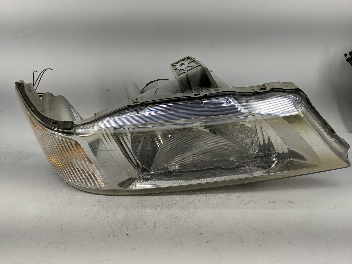 1999-2004 Honda Odyssey Driver Left Oem Head Light Headlight Lamp - Oemusedautoparts1.com