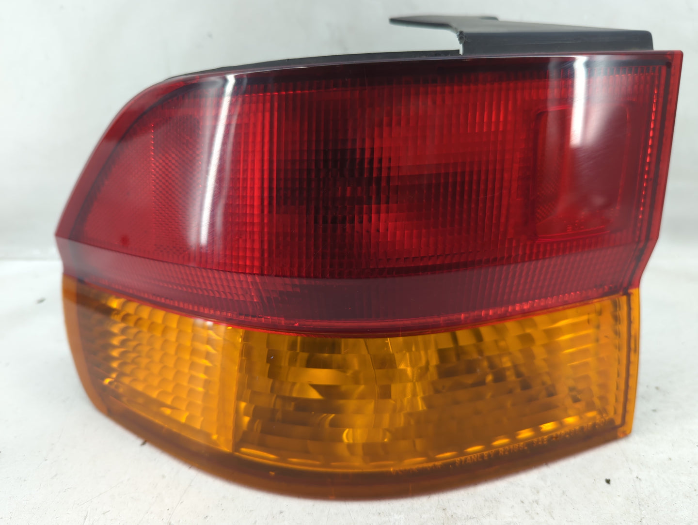2002-2004 Honda Odyssey Tail Light Assembly Driver Left OEM Fits Fits 2002 2003 2004 OEM Used Auto Parts - Oemusedautoparts1