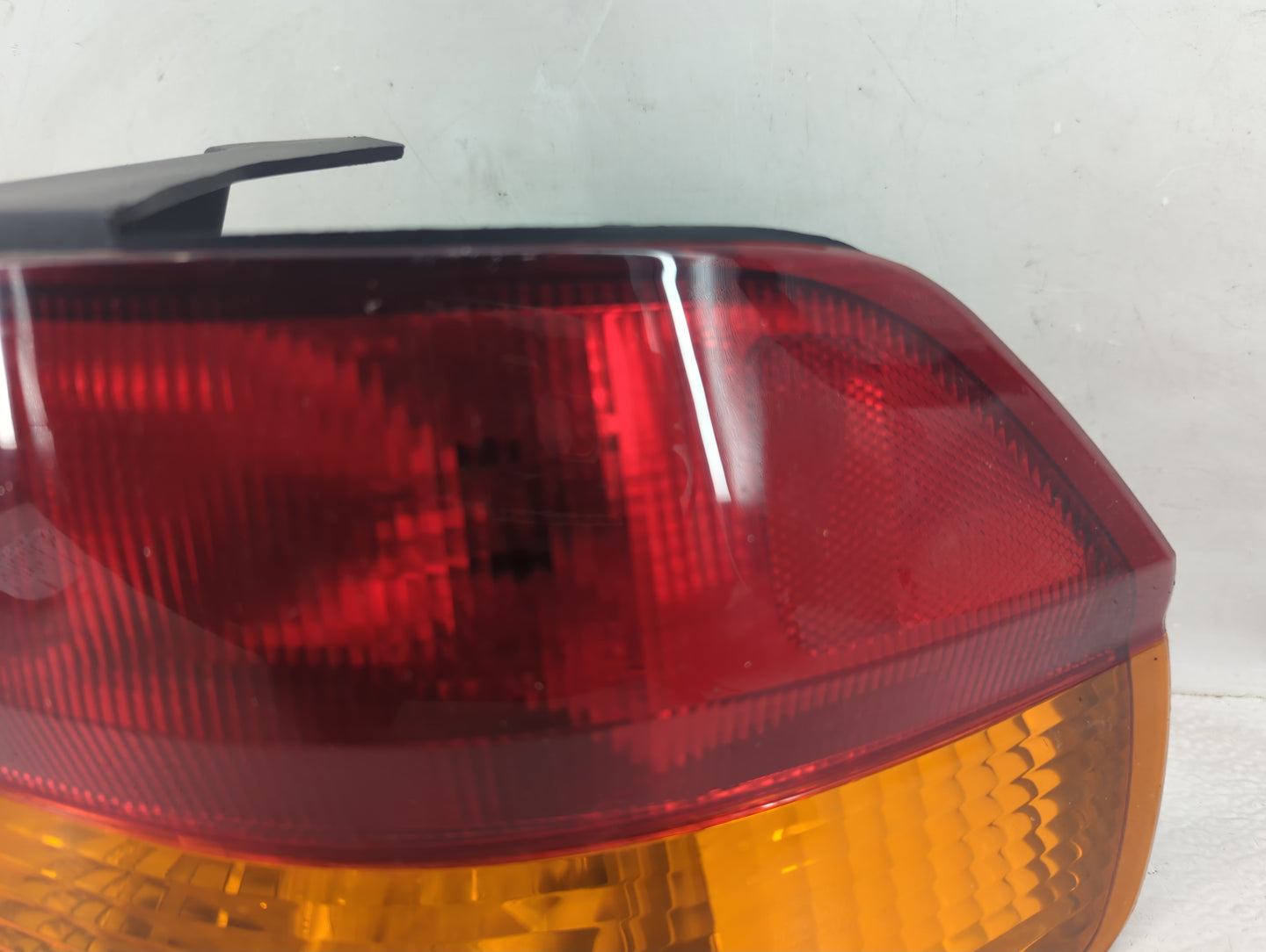 2002-2004 Honda Odyssey Tail Light Assembly Passenger Right OEM Fits Fits 2002 2003 2004 OEM Used Auto Parts - Oemusedautopa