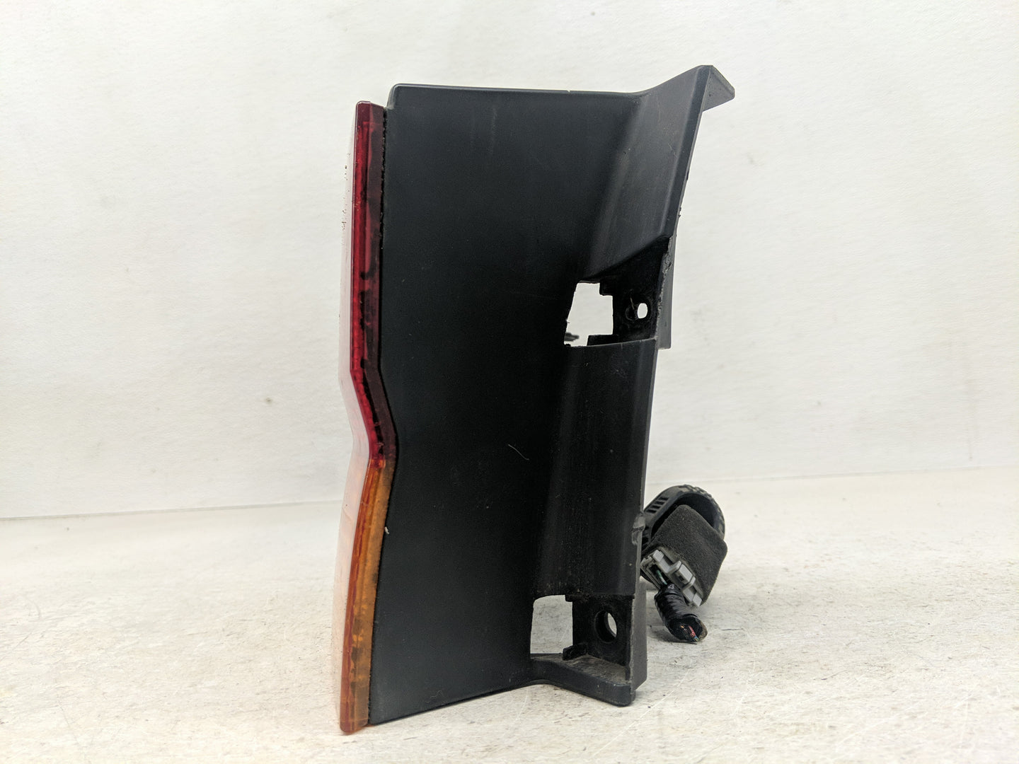 2002-2004 Honda Odyssey Tail Light Assembly Driver Left OEM Fits Fits 2002 2003 2004 OEM Used Auto Parts - Oemusedautoparts1