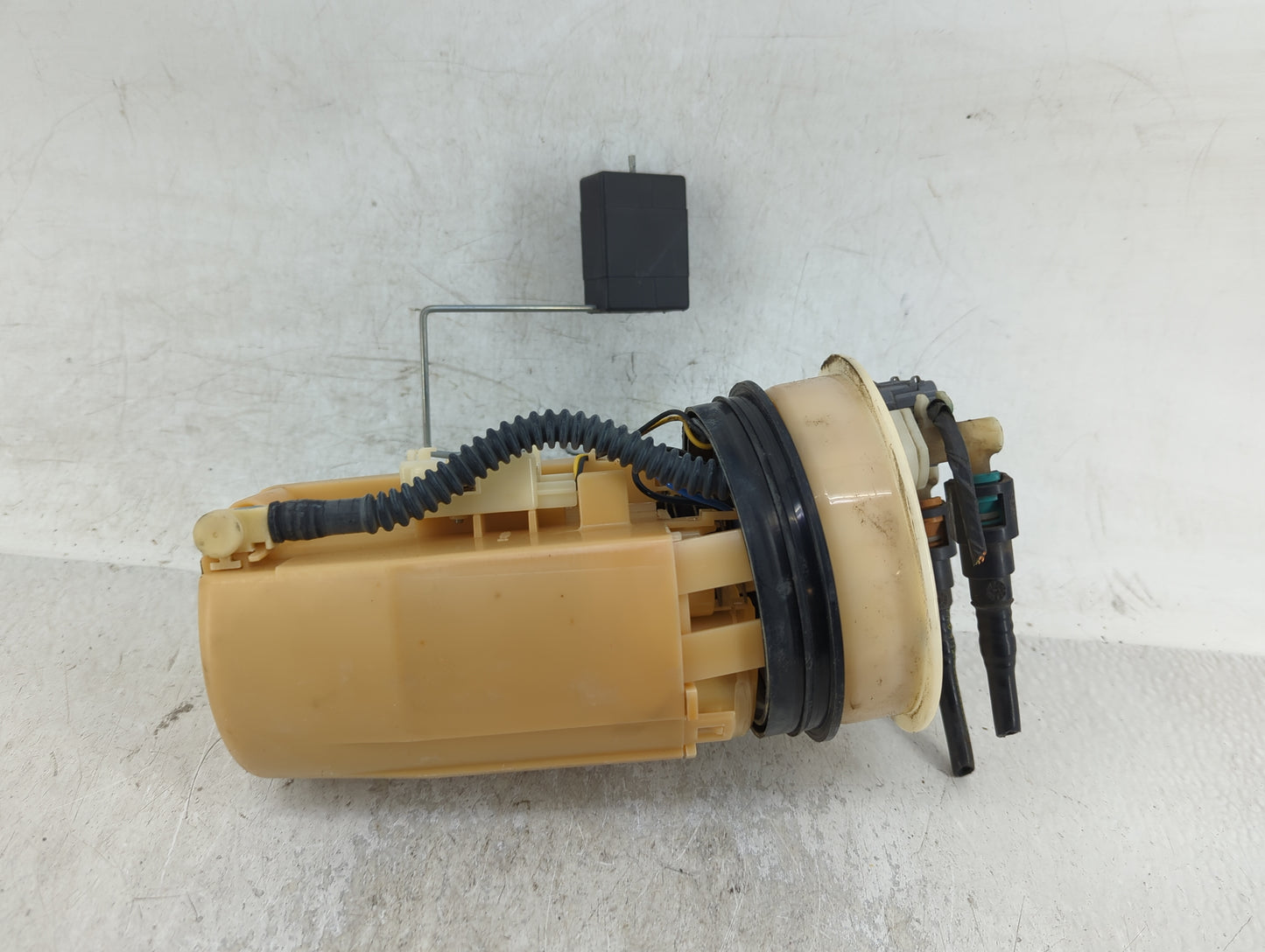 2002-2004 Honda Odyssey Electrical Gas Fuel Pump Assembly - Oemusedautoparts1.com