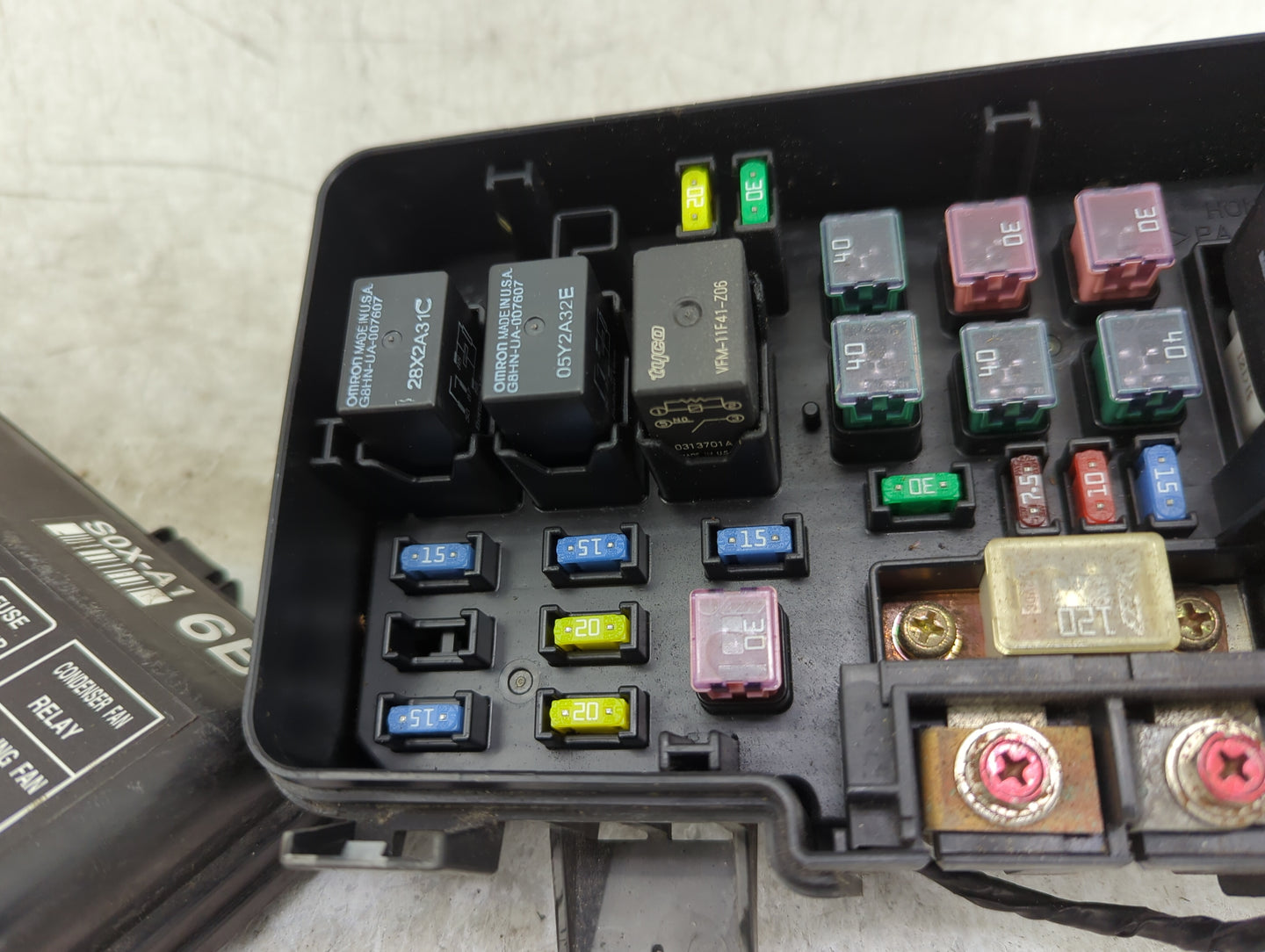 1999-2004 Honda Odyssey Fusebox Fuse Box Panel Relay Module P/N:S0X-A1 Fits Fits 1999 2000 2001 2002 2003 2004 OEM Used Auto