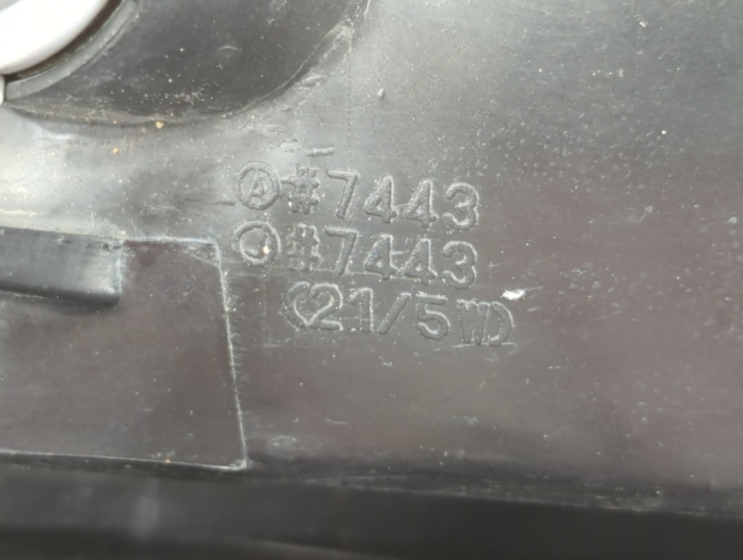 2002-2004 Honda Odyssey Tail Light Assembly Driver Left OEM P/N:317-1961L-AS-YR Fits Fits 2002 2003 2004 OEM Used Auto Parts