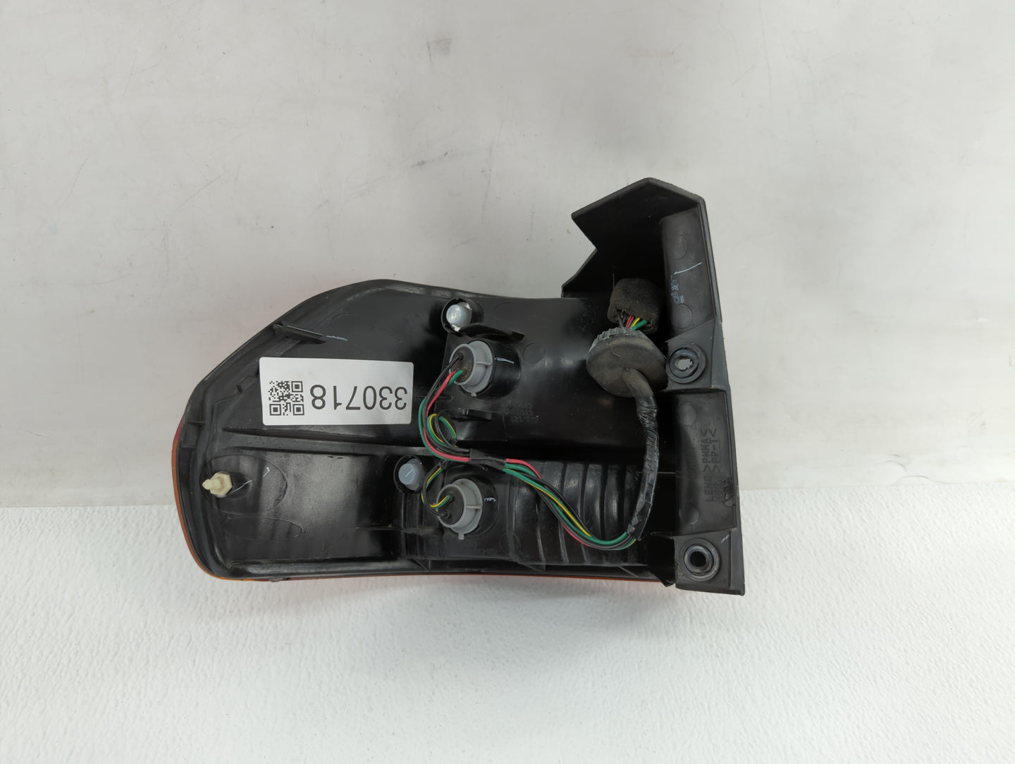 2002-2004 Honda Odyssey Tail Light Assembly Driver Left OEM P/N:317-1961L-AS-YR Fits Fits 2002 2003 2004 OEM Used Auto Parts