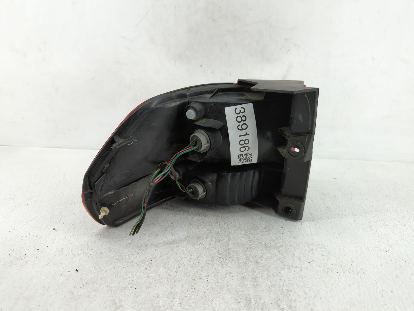 2002-2004 Honda Odyssey Tail Light Assembly Passenger Right OEM P/N:017440 Fits Fits 2002 2003 2004 OEM Used Auto Parts - Oe